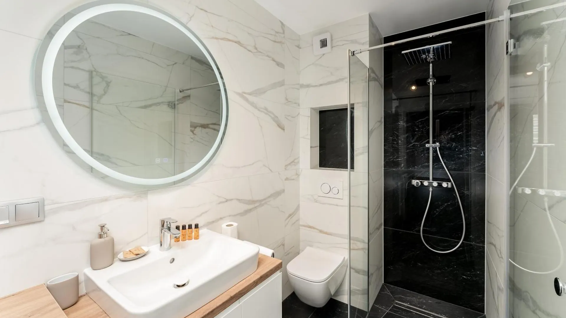 Apartments Deluxe Barcelona 55 克拉科夫
